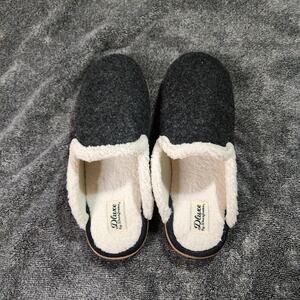 Deluxe by Dearfoams Womens fuzzy slippers size XL 11-12 b5